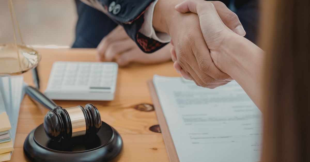Nova lei traz proteção contra dívidas abusivas para aposentados